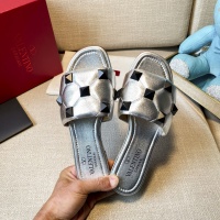 $85.00 USD Valentino Slippers For Women #857367