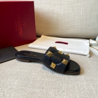$85.00 USD Valentino Slippers For Women #857373