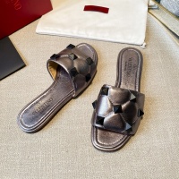 $85.00 USD Valentino Slippers For Women #857374