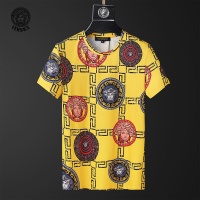 $64.00 USD Versace Tracksuits Short Sleeved For Men #858081