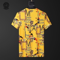 $64.00 USD Versace Tracksuits Short Sleeved For Men #858092