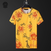 $64.00 USD Versace Tracksuits Short Sleeved For Men #858095