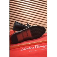 $82.00 USD Ferragamo Leather Shoes For Men #859555