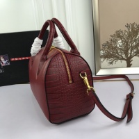 $102.00 USD Prada AAA Quality Messeger Bags For Women #860011