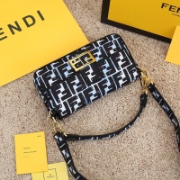 $85.00 USD Fendi AAA Messenger Bags For Women #861936