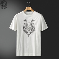 $85.00 USD Versace T-Shirts Short Sleeved For Men #863753