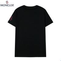 $29.00 USD Moncler T-Shirts Short Sleeved For Men #863882