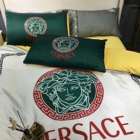 $100.00 USD Versace Bedding #865678