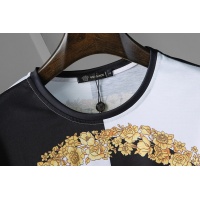 $25.00 USD Versace T-Shirts Short Sleeved For Men #866042