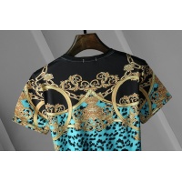 $25.00 USD Versace T-Shirts Short Sleeved For Men #866046