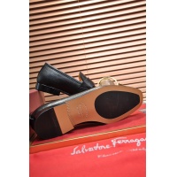 $100.00 USD Ferragamo Leather Shoes For Men #867522