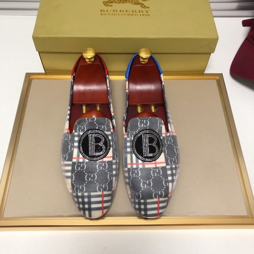 Replica Burberry Casual Shoes For Men #868746 $80.00 USD for Wholesale
