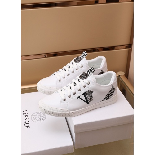 Replica Versace Casual Shoes For Men #868836 $88.00 USD for Wholesale