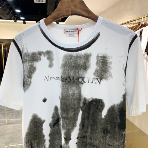 Replica Alexander McQueen T-shirts Short Sleeved For Men #869058 $41.00 USD for Wholesale