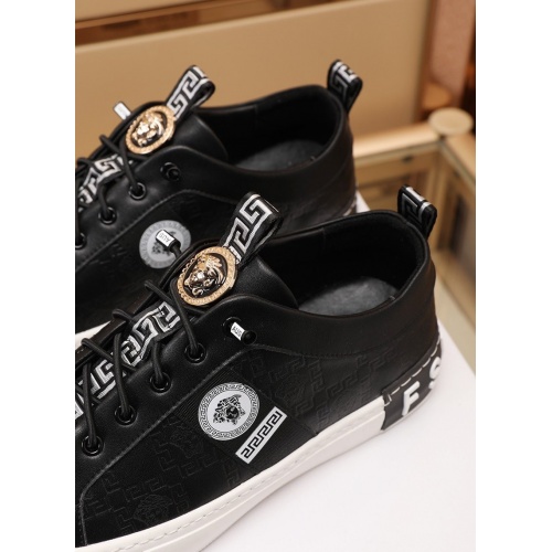 Replica Versace Casual Shoes For Men #869270 $88.00 USD for Wholesale