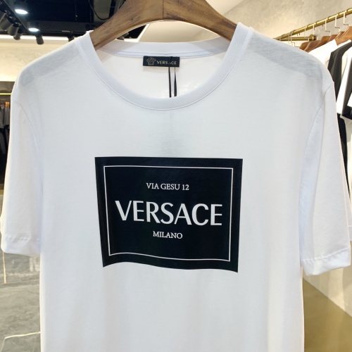 Replica Versace T-Shirts Short Sleeved For Men #869745 $41.00 USD for Wholesale