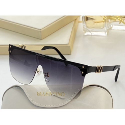 Valentino AAA Quality Sunglasses #870189 $66.00 USD, Wholesale Replica Valentino AAA Quality Sunglasses