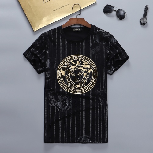 Replica Versace Tracksuits Short Sleeved For Men #870481 $48.00 USD for Wholesale