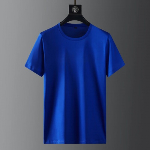Replica Fendi Tracksuits Short Sleeved For Men #871118 $68.00 USD for Wholesale