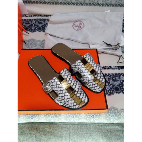 Replica Hermes Slippers For Women #871390 $92.00 USD for Wholesale