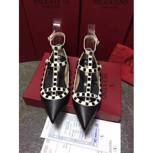 Valentino Flat Shoes For Women #871520