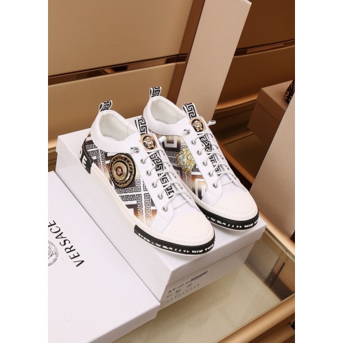 Replica Versace Casual Shoes For Men #872183 $88.00 USD for Wholesale