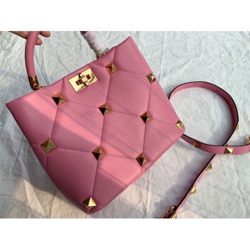 Valentino AAA Quality Handbags For Women #872352 $132.00 USD, Wholesale Replica Valentino AAA Quality Handbags