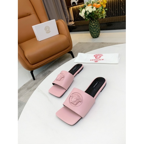 Versace Slippers For Women #872412
