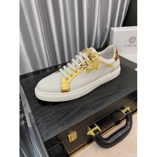 Replica Versace Casual Shoes For Men #873267 $72.00 USD for Wholesale