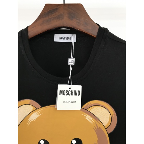 Replica Moschino T-Shirts Short Sleeved For Men #873340 $28.00 USD for Wholesale