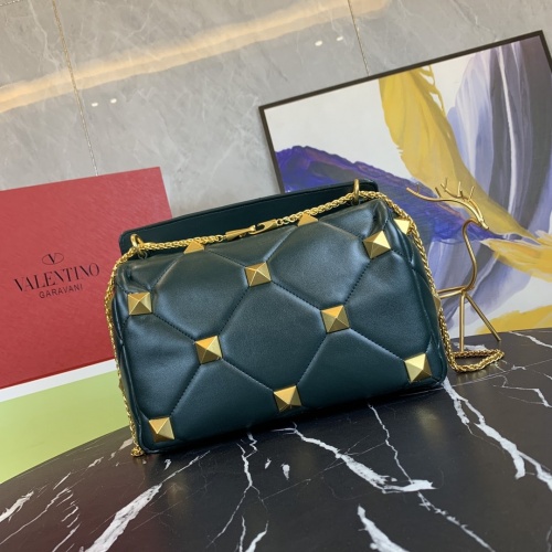 Replica Valentino AAA Quality Handbags For Women #873867 $115.00 USD for Wholesale