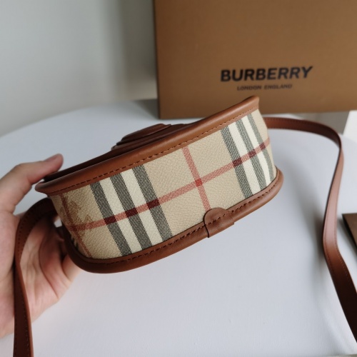 Replica Burberry AAA Messenger Bags For Women #873902 $140.00 USD for Wholesale