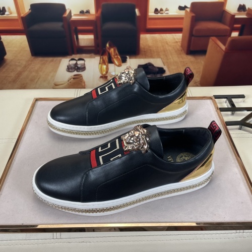 Replica Versace Casual Shoes For Men #874190 $76.00 USD for Wholesale