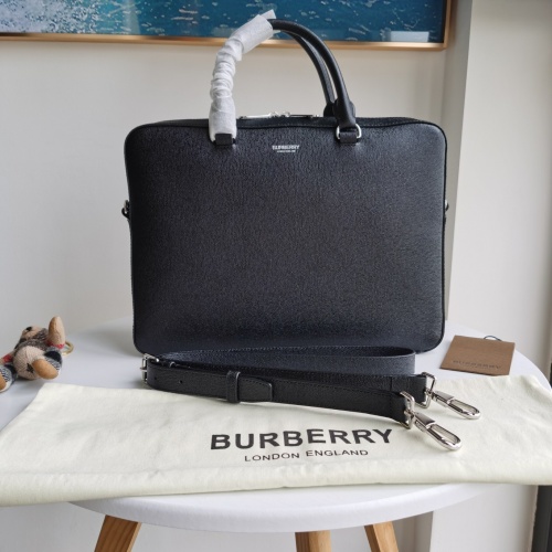Burberry AAA Man Handbags #874880 $225.00 USD, Wholesale Replica Burberry AAA Man Handbags
