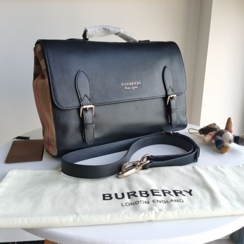 Burberry AAA Man Handbags #874881 $225.00 USD, Wholesale Replica Burberry AAA Man Handbags