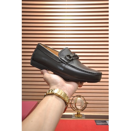 Replica Salvatore Ferragamo Leather Shoes For Men #874918 $88.00 USD for Wholesale