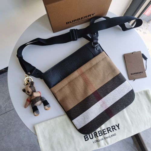 Burberry AAA Man Messenger Bags #875252 $140.00 USD, Wholesale Replica Burberry AAA Man Messenger Bags