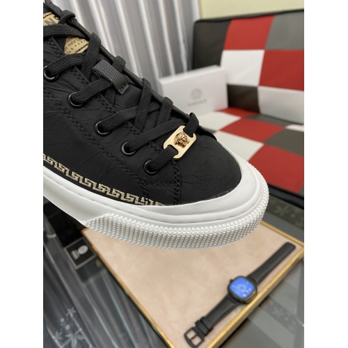 Replica Versace Casual Shoes For Men #875565 $72.00 USD for Wholesale