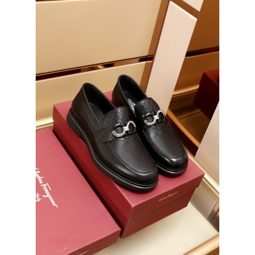 Ferragamo Leather Shoes For Men #875654