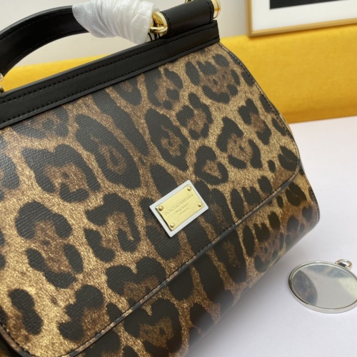 Replica Dolce & Gabbana D&G AAA Quality Messenger Bags For Women #875875 $132.00 USD for Wholesale