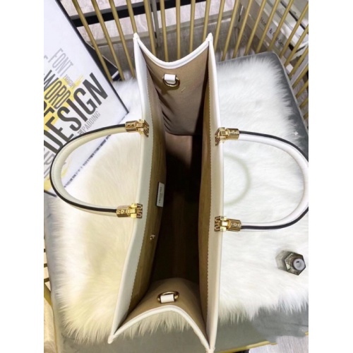 Replica Christian Dior Handbags #876523 $27.00 USD for Wholesale