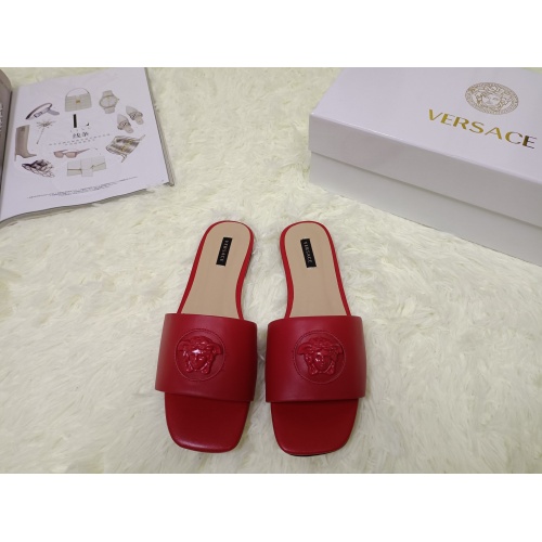 Versace Slippers For Women #876975
