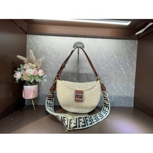 Fendi AAA Quality Messenger Bags For Women #877422 $160.00 USD, Wholesale Replica Fendi AAA Messenger Bags