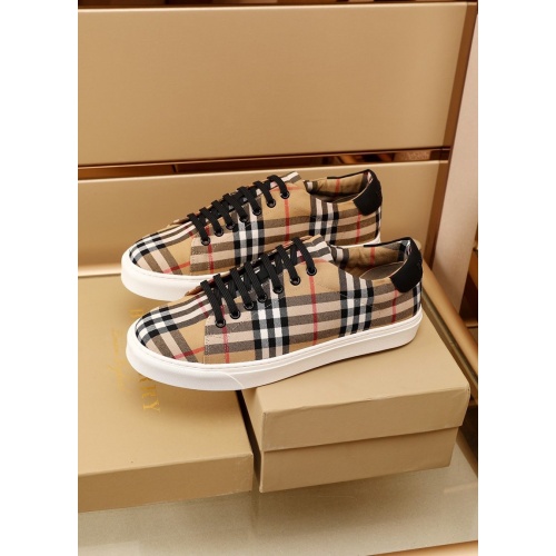 Replica Burberry Casual Shoes For Men #877515 $85.00 USD for Wholesale