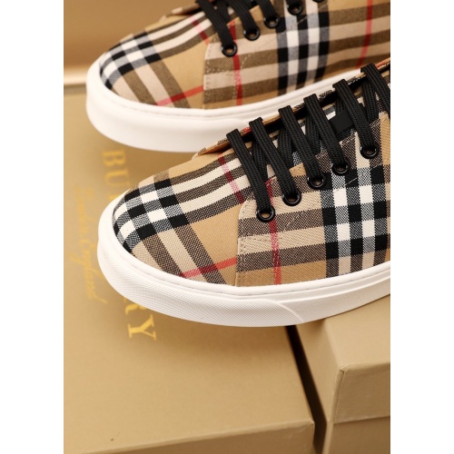 Replica Burberry Casual Shoes For Men #877515 $85.00 USD for Wholesale