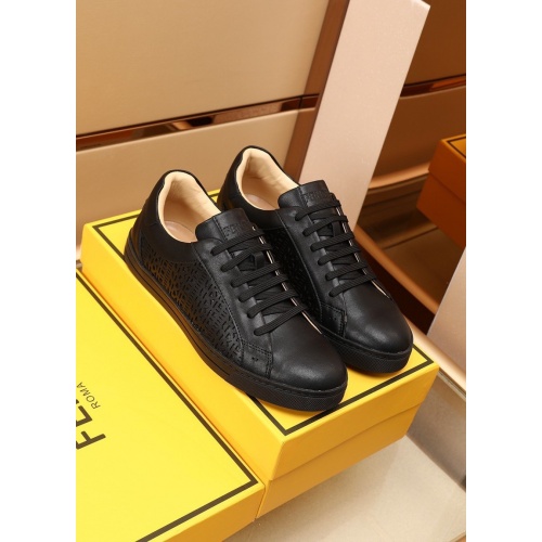 Fendi Casual Shoes For Men #877518