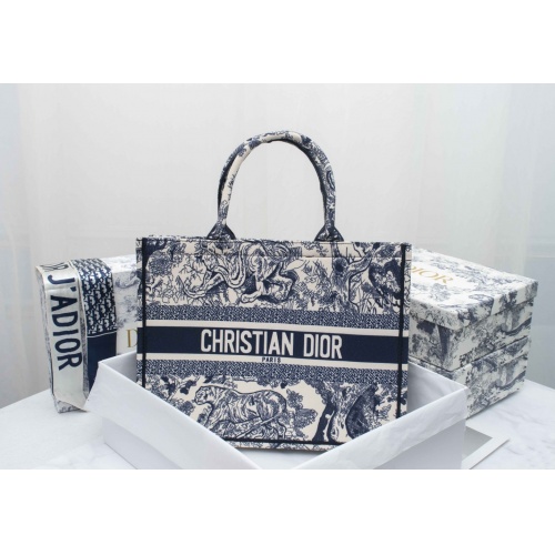 Christian Dior AAA Quality Tote-Handbags For Women #877888