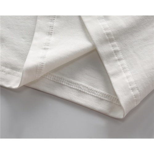 Replica Fendi T-Shirts Short Sleeved For Men #878037 $25.00 USD for Wholesale