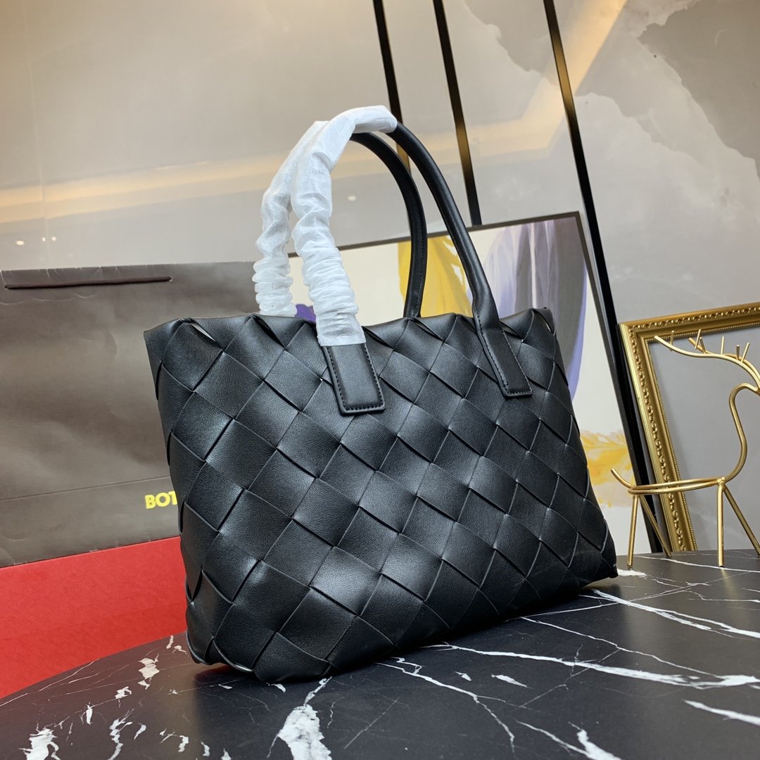 Bottega Veneta Handbags 2022 Federal | semashow.com