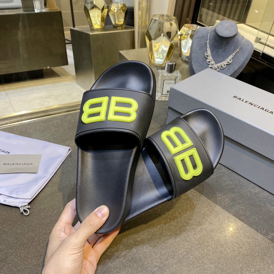 balenciaga palm slippers